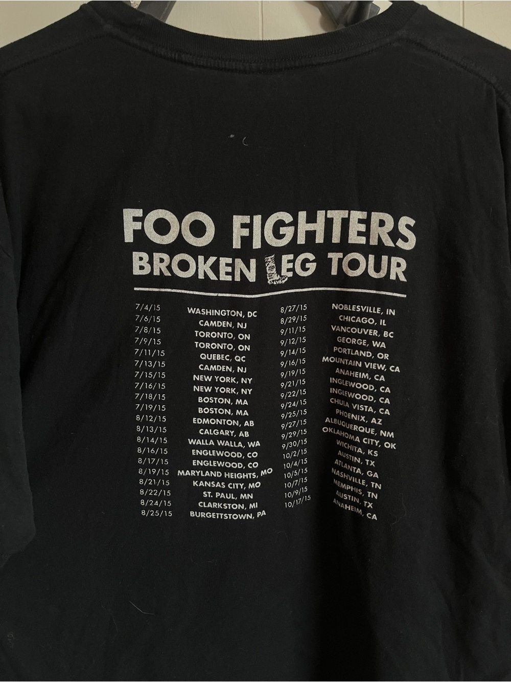 Foo Fighters Tour Tshirt - Picture 4 of 5
